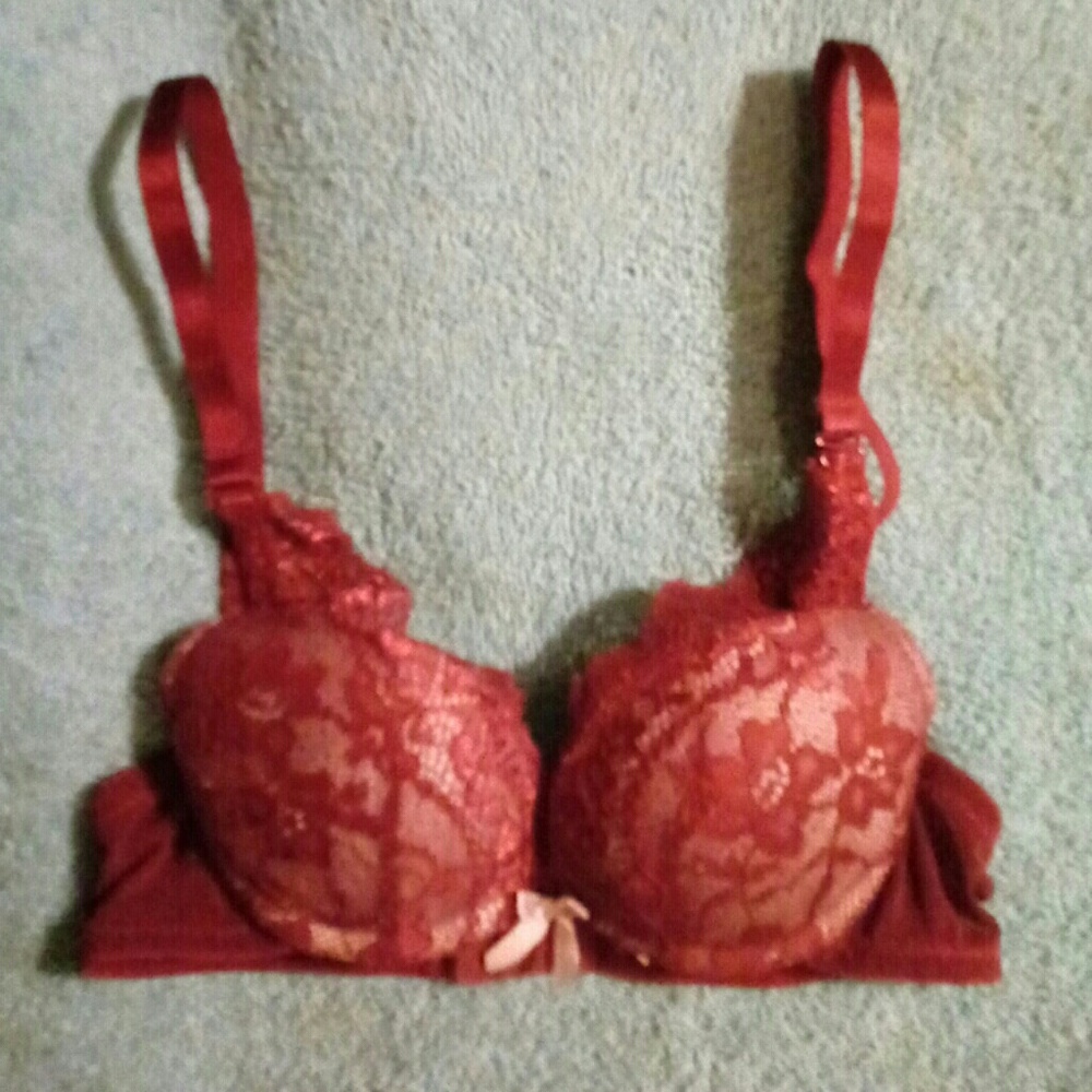 Beautiful Lace Brazerre in Wine with Light Grey